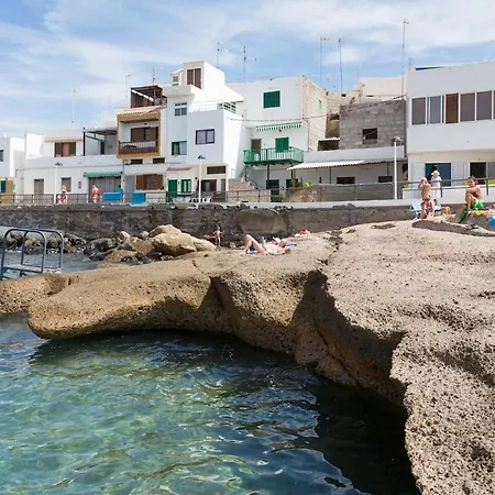 La Caleta With شقة *