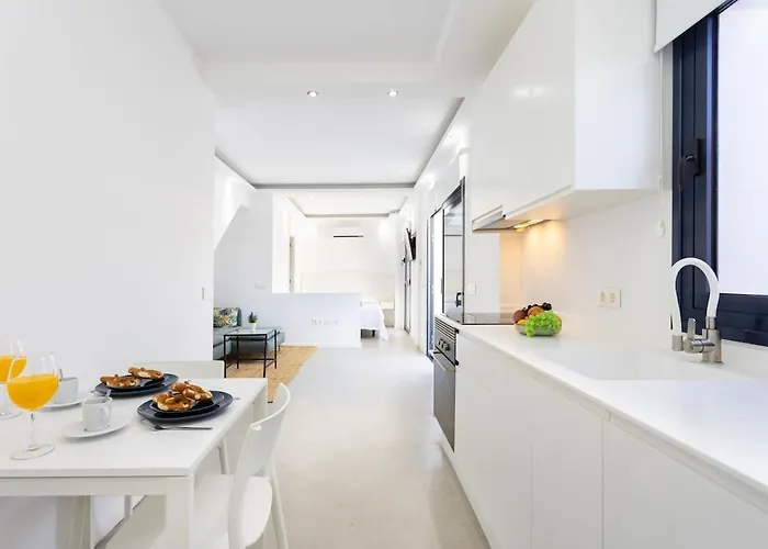 La Caleta With Appartamento *