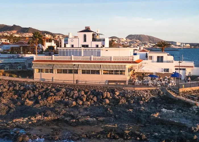 La Caleta With Appartamento